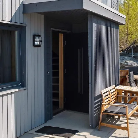 بيت للعطل 10 Person In Inderoy-by Traum Kjerkenesvag