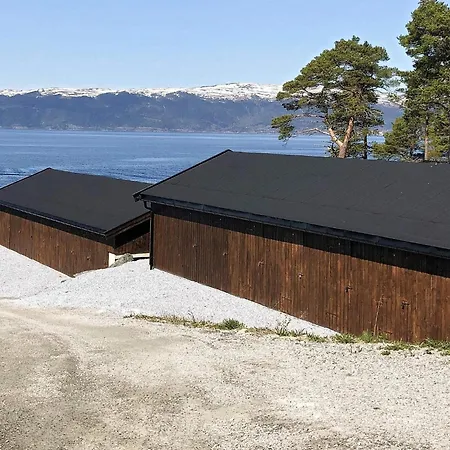 بيت للعطل 10 Person In Inderoy-by Traum Kjerkenesvag